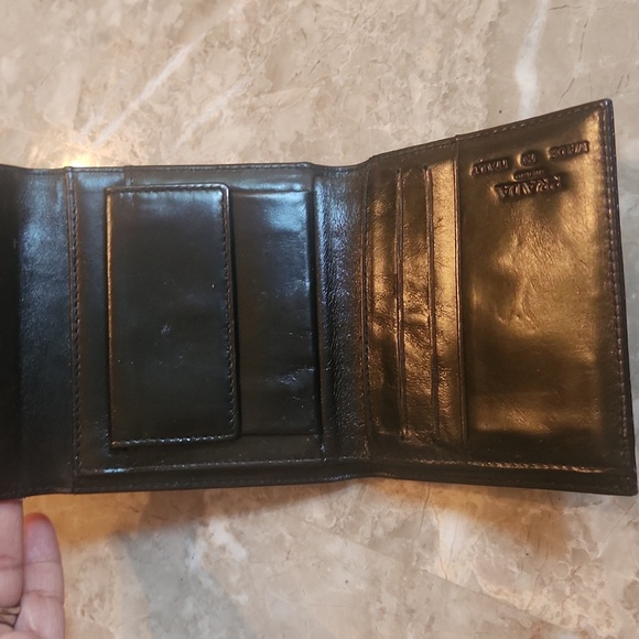 PRADA WALLET FAIR CONDITION - Picture 7 of 11